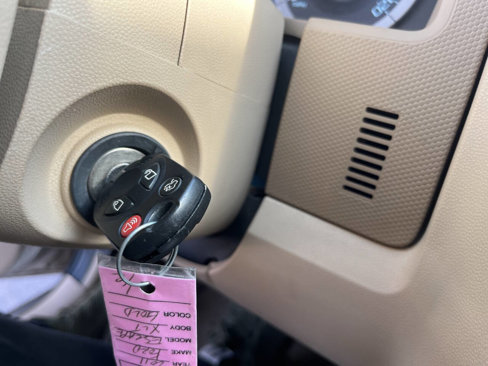 Used 2011 Ford Escape XLT w/ 201A Rapid Spec Order Code image 31