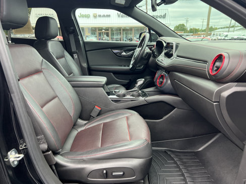 Used 2020 Chevrolet Blazer RS w/ LPO, Sport Package image 22