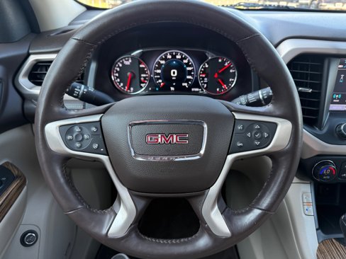 Used 2019 GMC Acadia Denali image 19