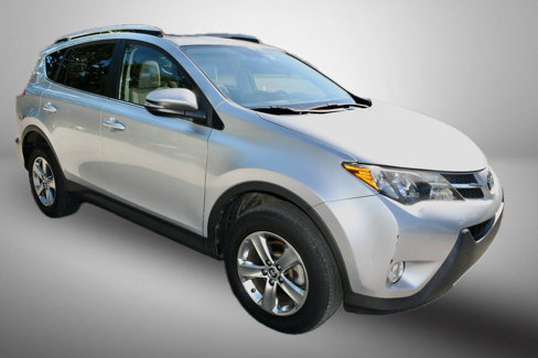 Used 2015 Toyota RAV4 XLE image 8