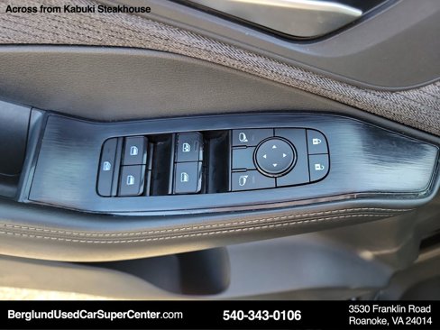 Used 2023 Nissan Rogue SV image 24