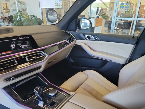 Used 2021 BMW X5 xDrive40i w/ Convenience Package image 18