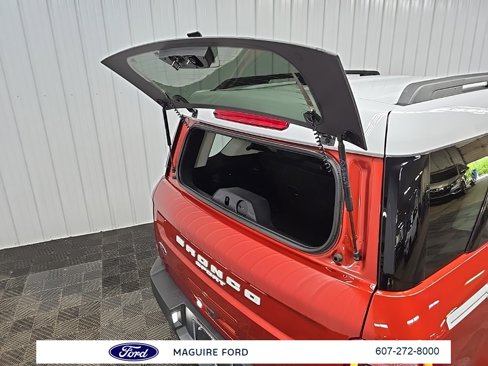 Used 2023 Ford Bronco Sport Heritage w/ Heritage Convenience Package image 11