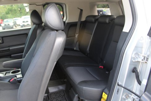Used 2007 Toyota FJ Cruiser 4WD image 15