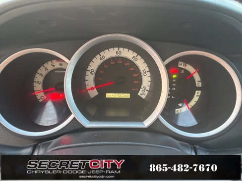 Used 2015 Toyota Tacoma 4x4 Double Cab image 30