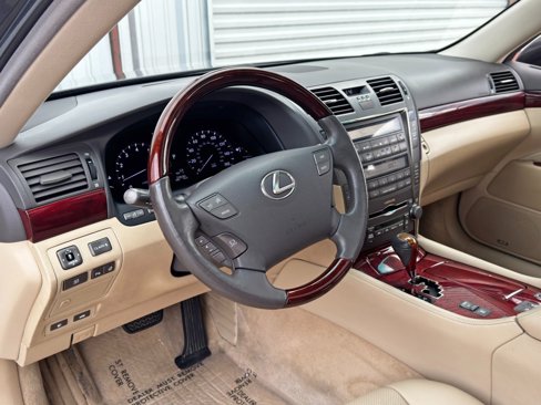 Used 2008 Lexus LS 460 image 12