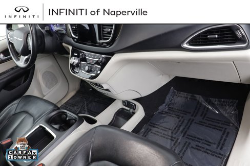 Used 2019 Chrysler Pacifica Touring-L Plus w/ Advanced Safetytec Group image 34