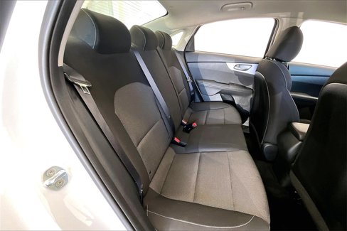Used 2022 Kia Forte LXS image 28