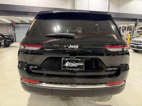 New 2025 Jeep Grand Cherokee Limited image 10