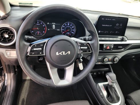 Used 2024 Kia Forte LX image 2