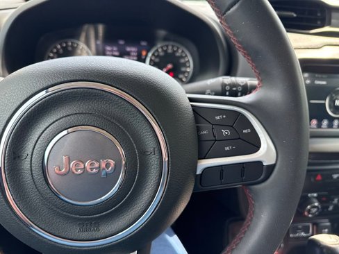 Used 2020 Jeep Renegade Trailhawk image 26
