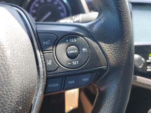 Used 2019 Toyota Camry SE image 15
