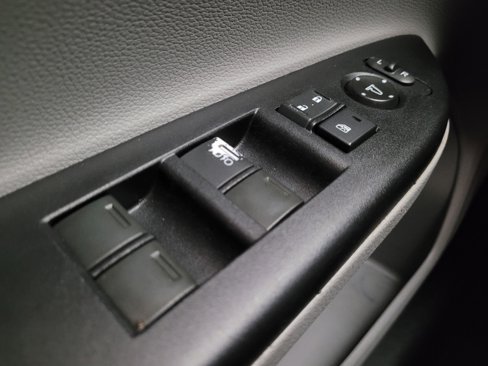 Used 2016 Honda Accord LX image 27