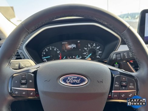 Used 2022 Ford Escape SE w/ Cold Weather Package image 14