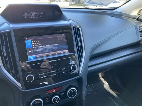 Used 2021 Subaru Crosstrek 2.0i image 13