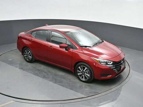 New 2025 Nissan Versa SV w/ Trunk Package image 31