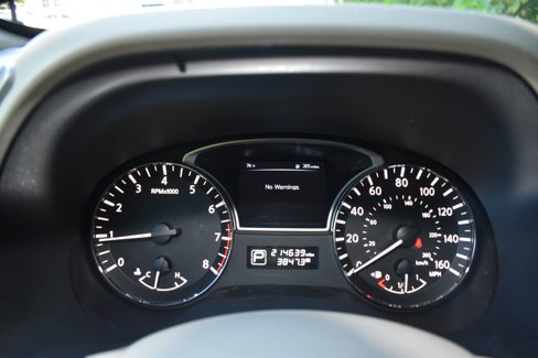 Used 2015 Nissan Pathfinder SV image 21
