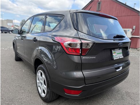 Used 2017 Ford Escape S image 4