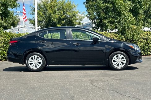 Certified 2022 Nissan Versa S image 3