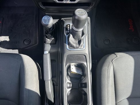 Used 2018 Jeep Wrangler Unlimited Sport S image 16