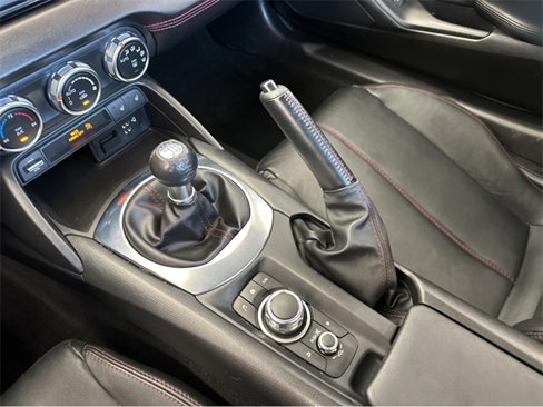 Used 2017 MAZDA MX-5 Miata RF Grand Touring image 24