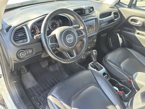 Used 2018 Jeep Renegade Limited w/ UConnect 8.4 Nav Group image 10