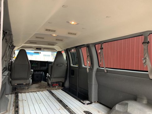 Used 2017 Chevrolet Express 3500 LT w/ LT Preferred Equipment Group image 9