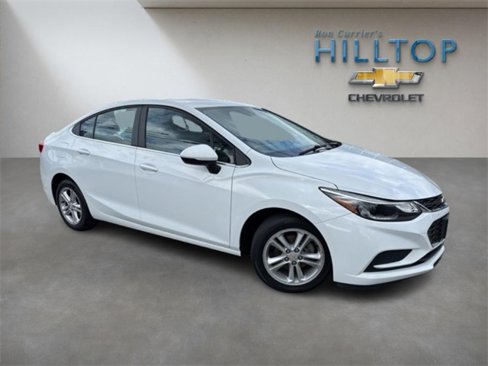 Used 2016 Chevrolet Cruze LT image 2