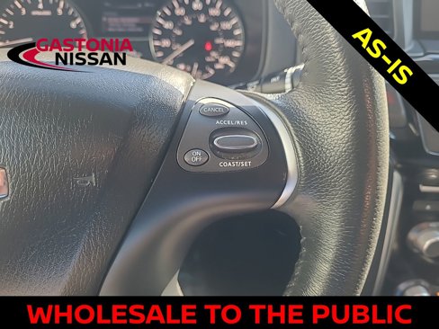 Used 2015 Nissan Pathfinder SV image 58