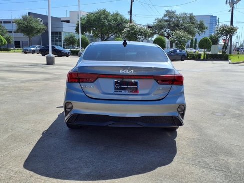Used 2023 Kia Forte LXS w/ LXS Technology Package image 23