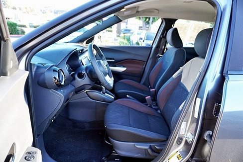Used 2019 Nissan Kicks SR image 14
