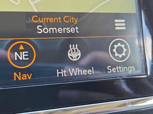 Used 2020 Jeep Grand Cherokee Overland image 15