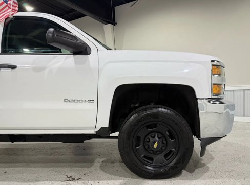Used 2019 Chevrolet Silverado 2500 W/T image 8