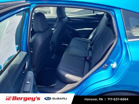 Used 2022 Subaru Impreza 2.0i Limited image 11