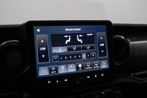 Used 2021 Jeep Gladiator Sport image 59