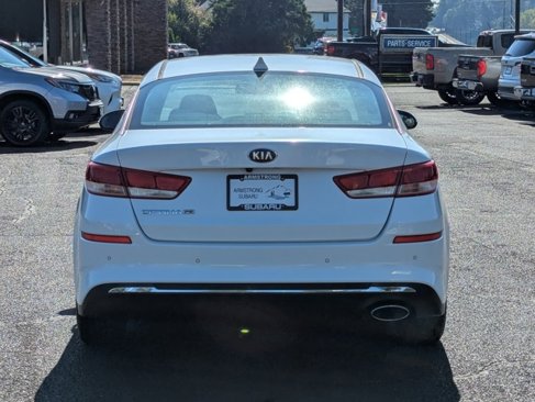 Used 2020 Kia Optima LX image 4