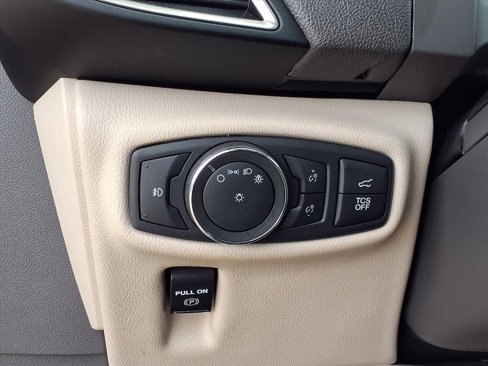 Used 2019 Lincoln Nautilus Reserve image 16