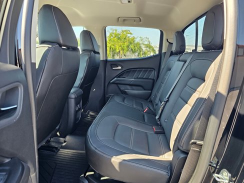 Used 2022 GMC Canyon Denali image 12