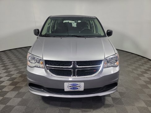 Used 2016 Dodge Grand Caravan American Value Package image 12