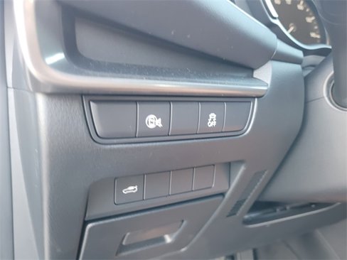 Certified 2025 MAZDA MAZDA3 s image 23