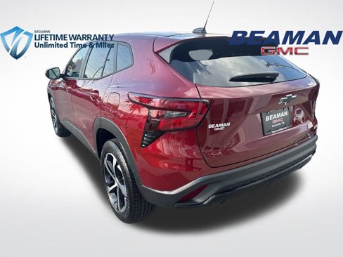Certified 2024 Chevrolet Trax RS w/ Sunroof Package image 7