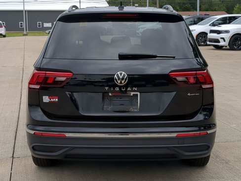 Used 2022 Volkswagen Tiguan S image 5