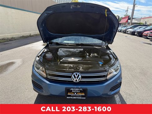 Used 2017 Volkswagen Tiguan Limited w/ Premium Package image 26