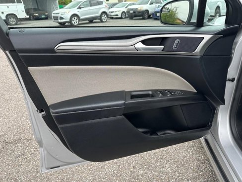 Used 2017 Ford Fusion S image 15