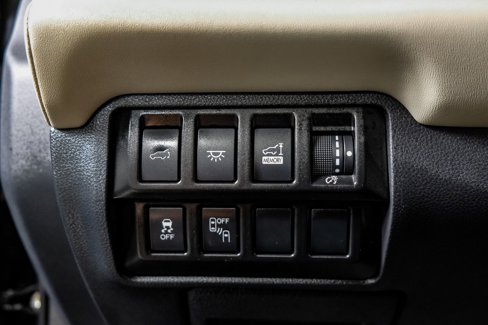 Used 2021 Subaru Ascent Limited image 25