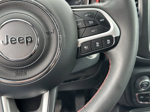 Used 2021 Jeep Compass Trailhawk image 23