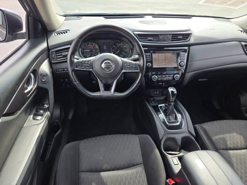 Used 2019 Nissan Rogue SV w/ Sun & Sound Touring Package image 14
