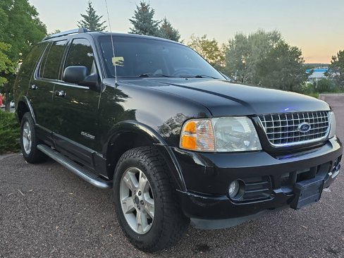 Used 2005 Ford Explorer Limited image 1