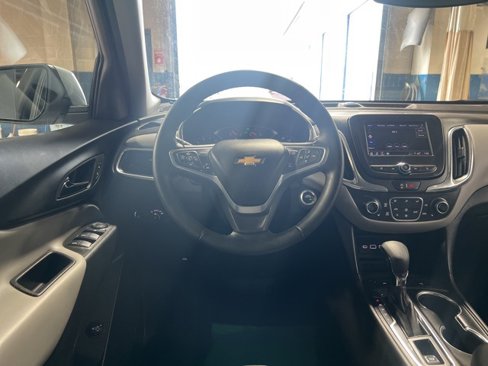 Used 2023 Chevrolet Equinox LT image 19