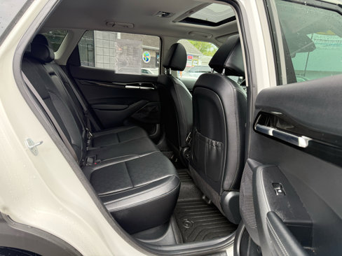 Used 2024 Kia Seltos EX image 12